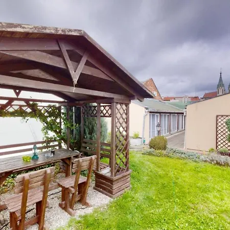 Lejlighed Apartments Kromeriz *