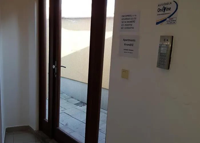 Apartments Kromeriz Lägenhet *